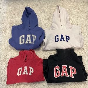 Women gap hoodie small